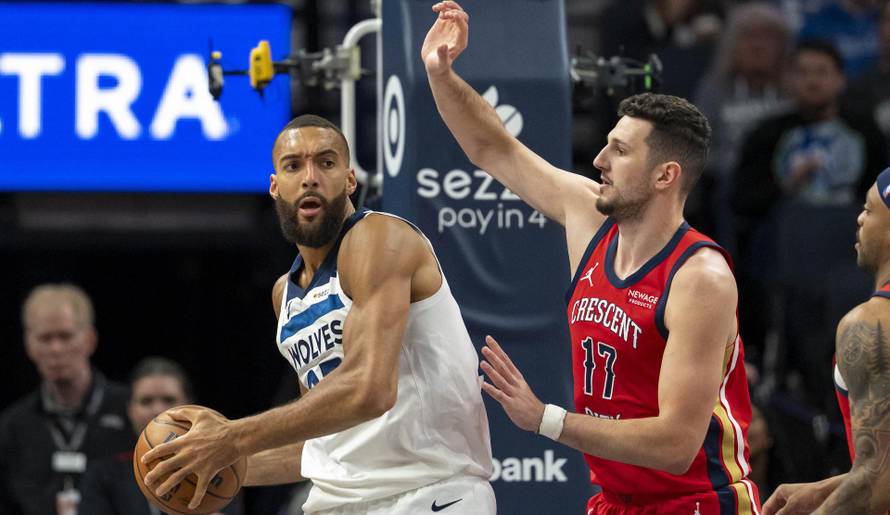 NBA: New Orleans Pelicans at Minnesota Timberwolves