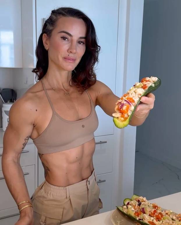 Senada trenira Kardashianku i 'kraljica je guza': Evo kako do Kimine čvrste i bujne pozadine