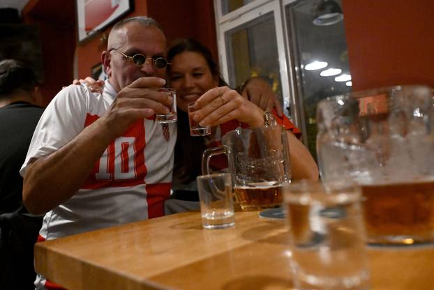 Hrvatski navijači u Pragu dan prije utakmice