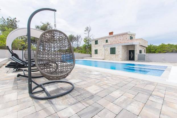 Noćenje u Dalmaciji za vikend do 60 eura? Našli smo i za 17