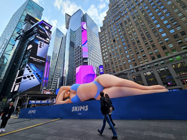 Kim Kardashian Balloon in Times Square - NYC, New York City, United States - 04 Mar 2025