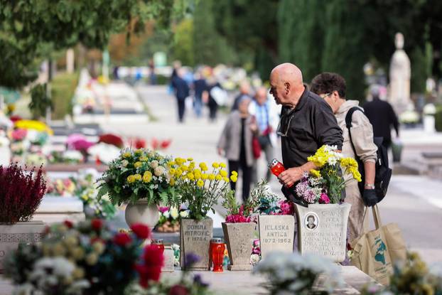 Split: Blagdan Svih svetih i Dušni dan na Lovrincu