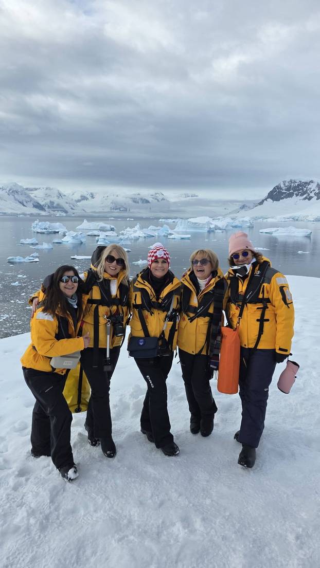 FOTO Ovo je ekipa koja je otišla na Antartiku za 17 tisuća eura