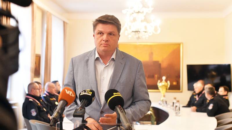 Marković preuzeo SDP:  Bit ćemo brana lošem vođenju države