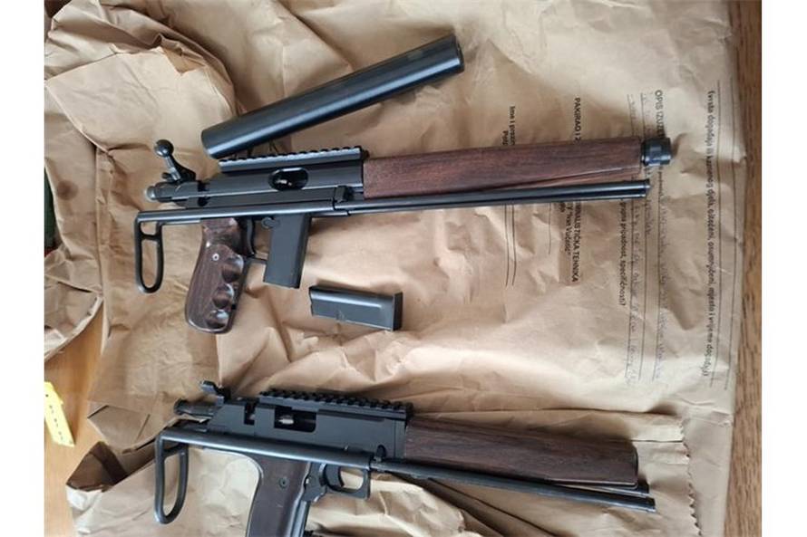 FOTO Ogromna zapljena oružja u Slavoniji: Troje ljudi uhićeno. 'Ovako nešto nismo dugo imali'