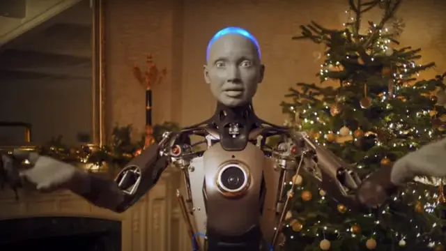 VIDEO AI Robot poslao božićnu poruku: Vidjeli smo smrt kraljice Elizabete, pandemiju...