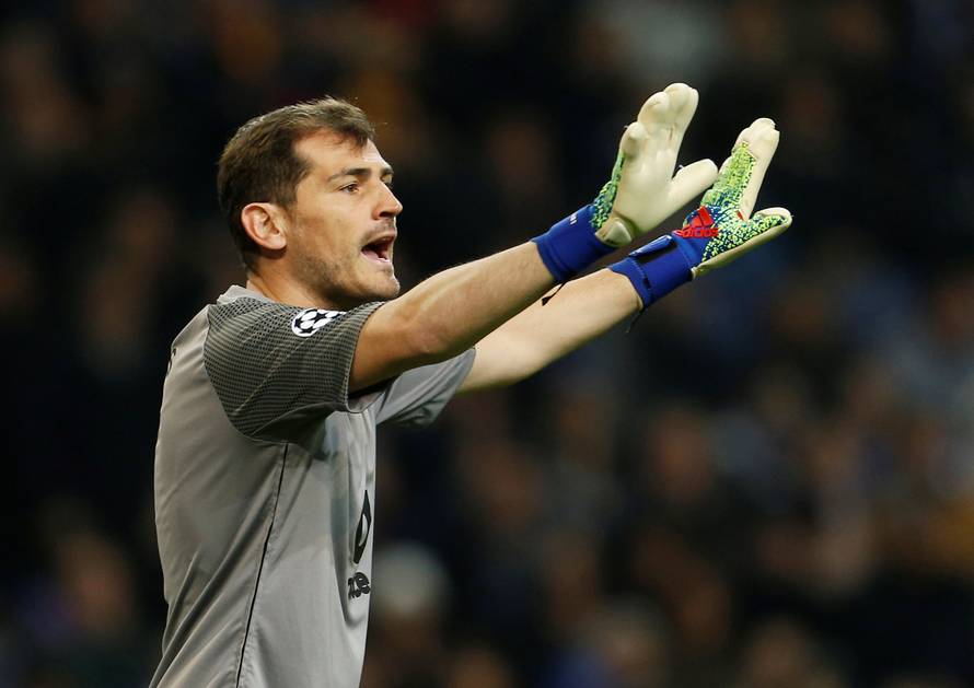 Champions League - Round of 16 Second Leg - FC Porto v AS Roma