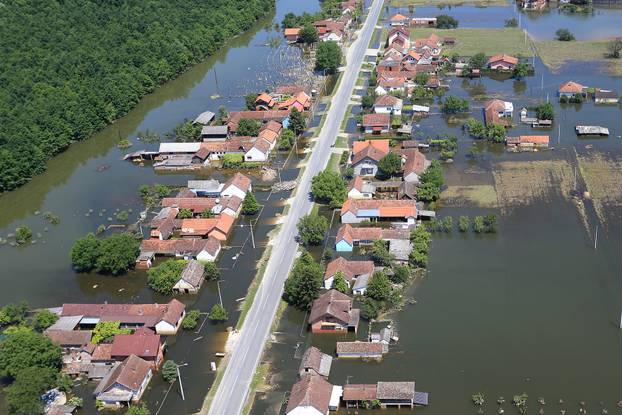 ARHIVA - 2014. Katastrofalne poplave u Gunji