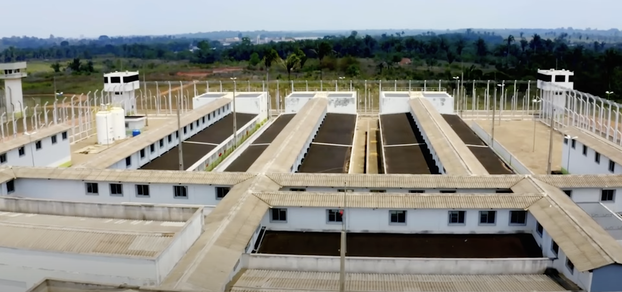 FOTO Život bivše zvijezde Reala u zatvoru. Popravlja televizore, član je čitateljskog kluba...