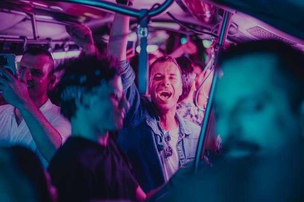 FOTO Ludilo na tračnicama! Ovaj party tramvaj u Zagrebu vozi vas direktno u ekstazu