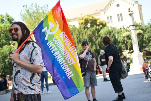 Zagreb: Održana je 24. Povorka ponosa LBGTIQ zajednica "Puna usta ponosa" 