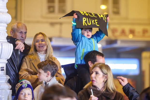 Održan 14. Zagreba?ki no?ni cener na kojem je sudjelovalo oko 3000 trka?a