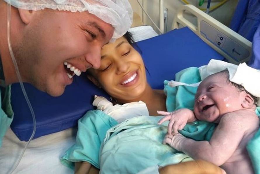 Reakcija bebe na tatin glas