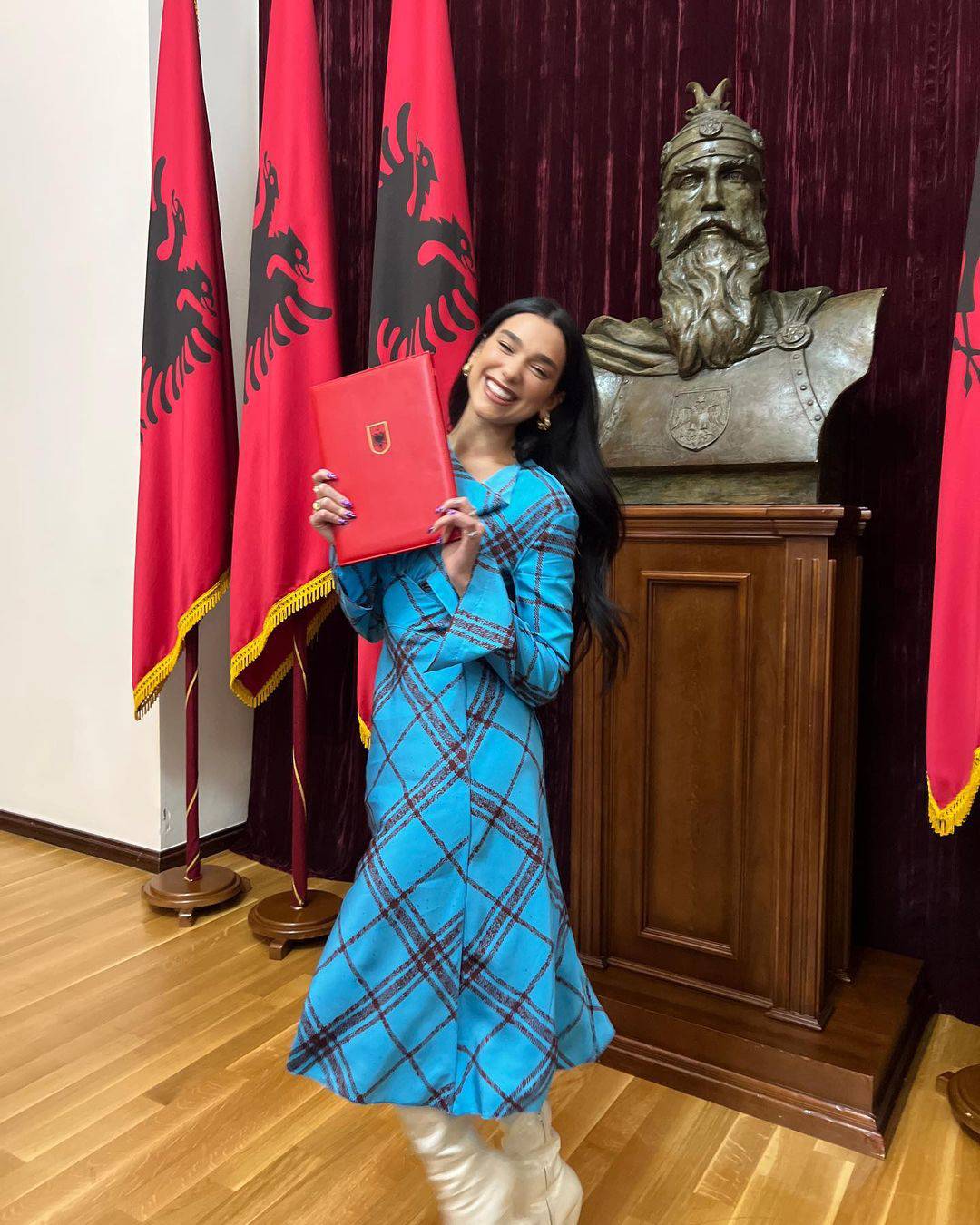 Dua Lipa dobila je albansko državljanstvo: 'Ponosna sam'