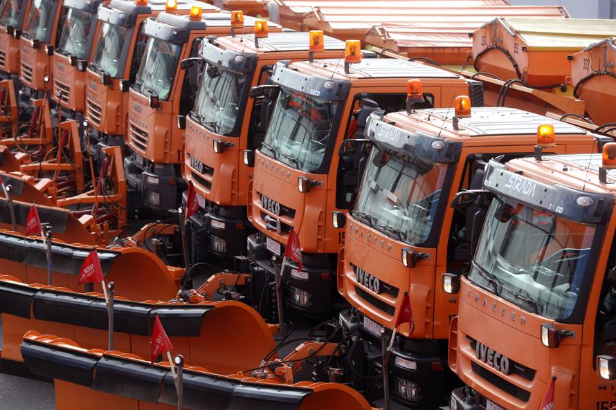 Zagreb: Zimska sluÅ¾ba spremna je za mjesece snijega i leda u gradu