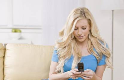 I dalje je jako popularan: Prvi SMS poslan je prije 20 godina