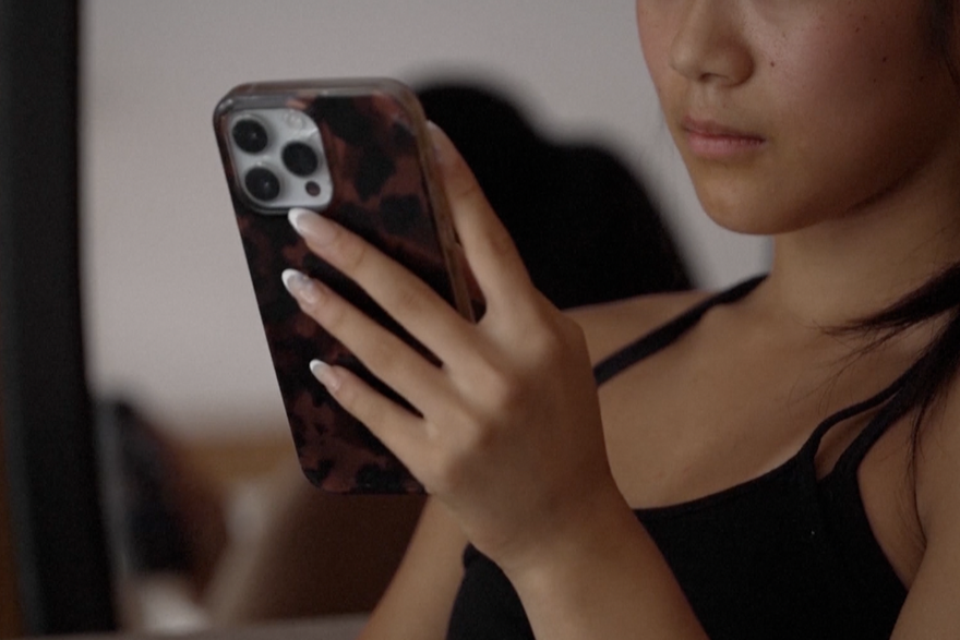 Poljska &cacute;e zabraniti dru&scaron;tvene mre&zcaron;e mla&dstrok;ima od 15