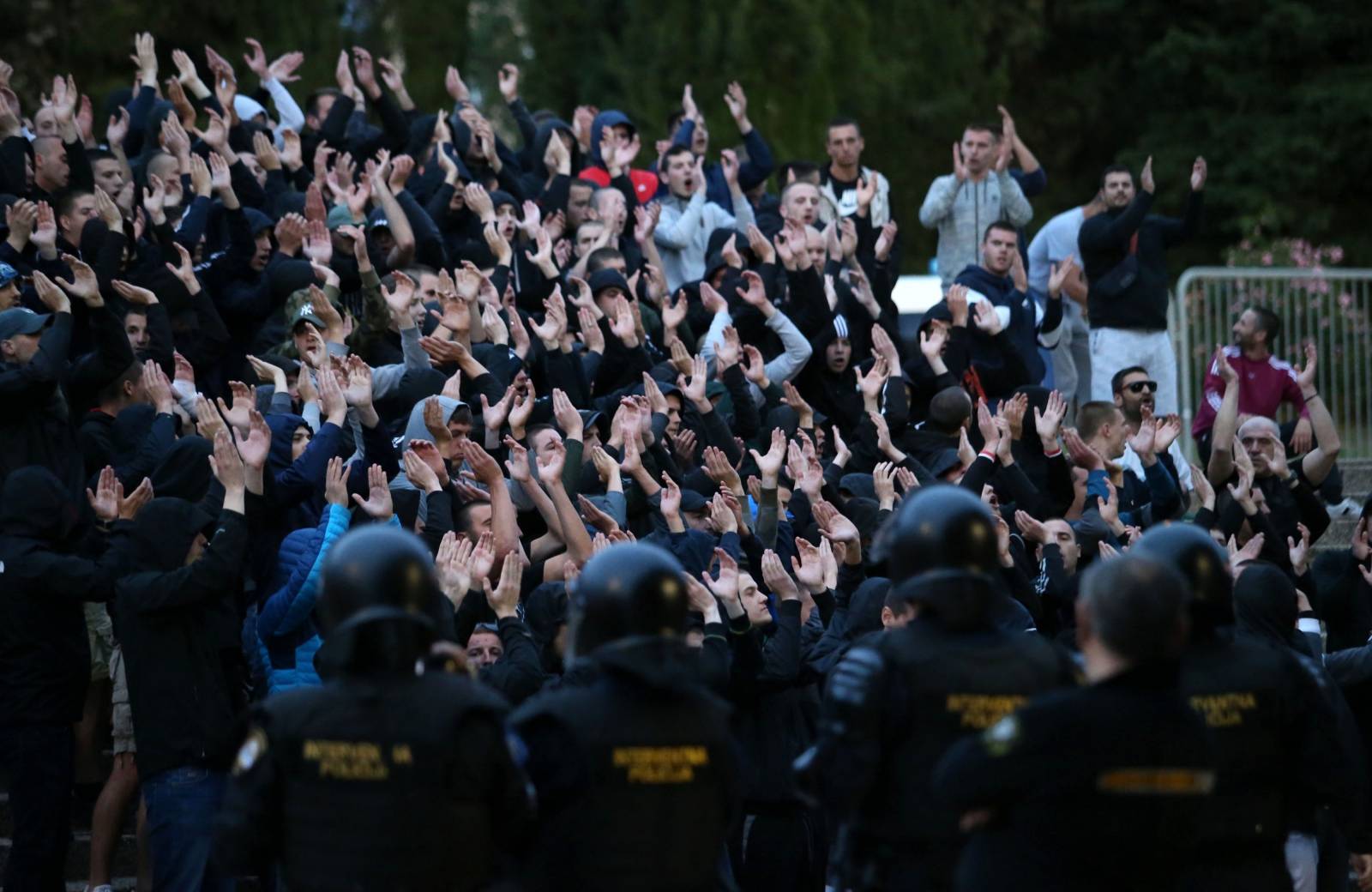 Torcida iza sjeverne tribine došla pružiti podršku Hajduku