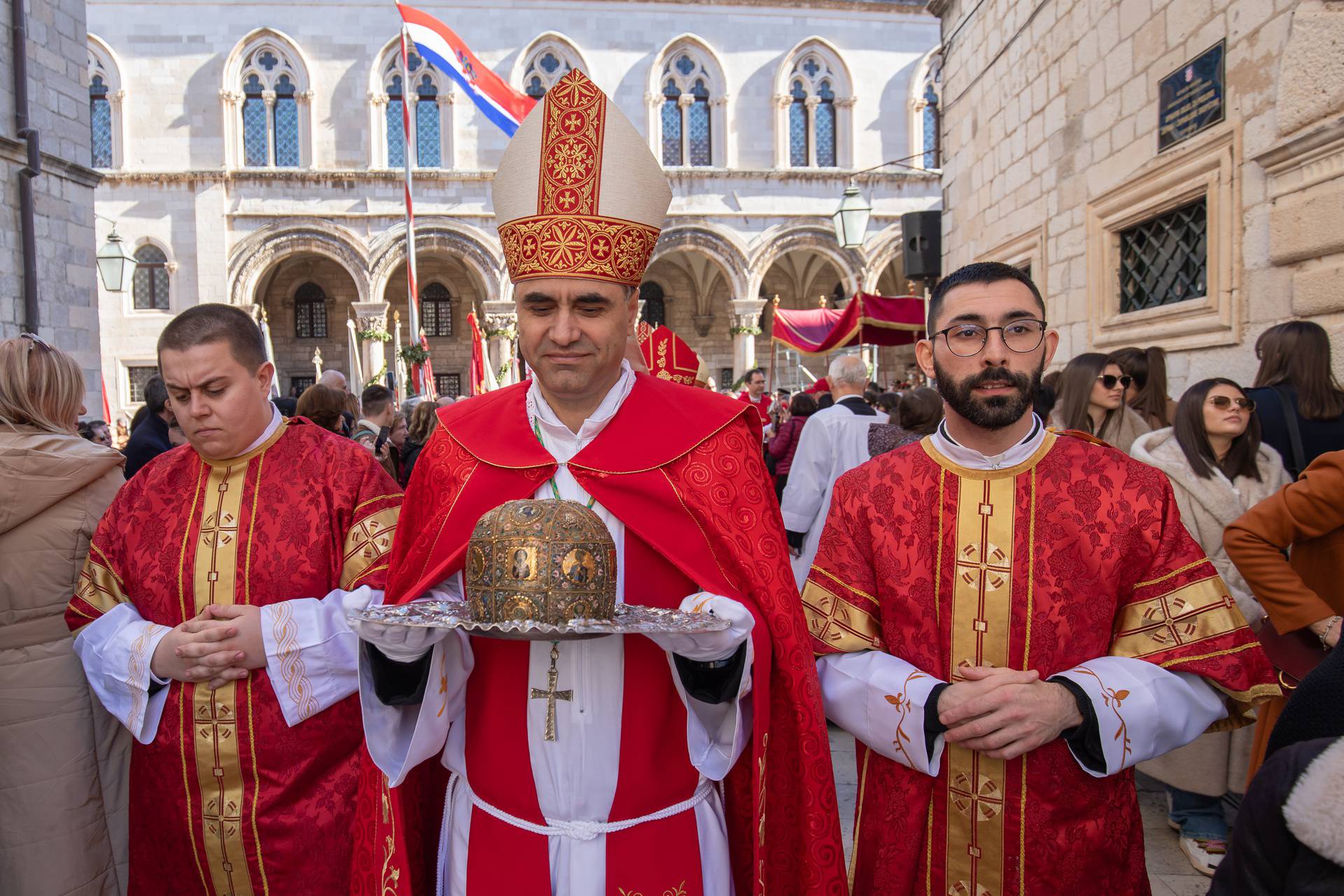 Dubrovnik: Euharistijsko slavlje pred gradskom katedralom na blagdan sv. Vlaha