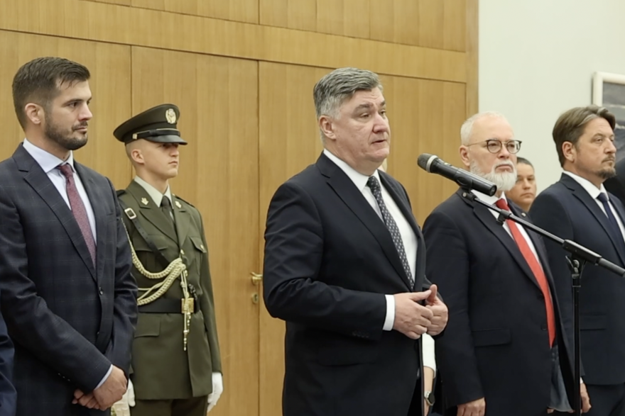 Zoran Milanović uručio odlikovanja i priznanja zaslužnim pojedincima i organizacijama iz područja kulture, znanosti, sporta i gospodarstva
