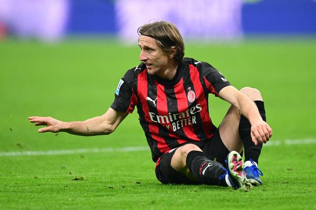 Serie A - AC Milan v Genoa