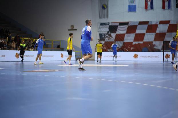 Ljubuški: Zoran Mamić zaigrao na humanitarnom malonogometnom turniru 4 kafića