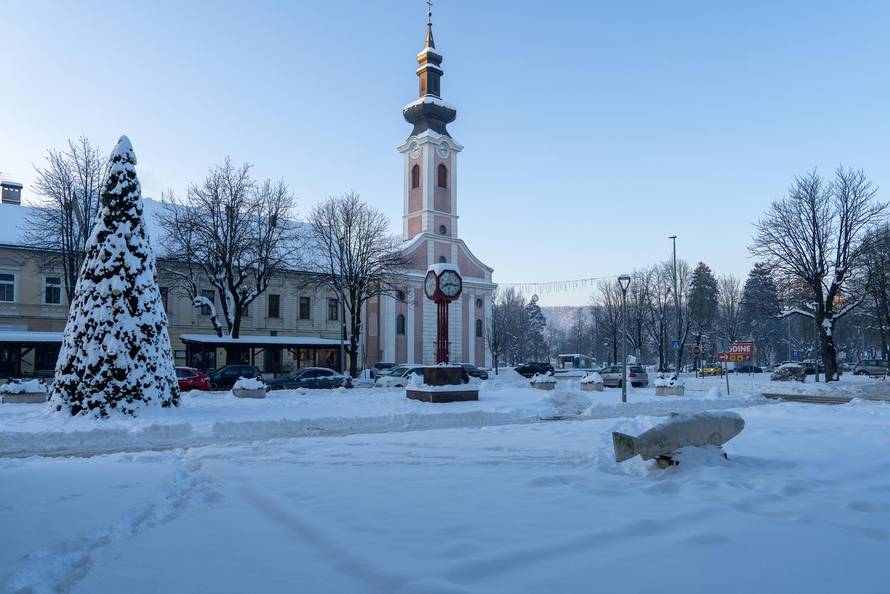 Otočac se probudi na -17 stupnjeva 