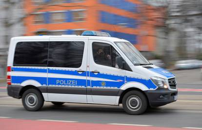 Strava u Njemačkoj: Srbin je nožem ubio pokćerku (7)