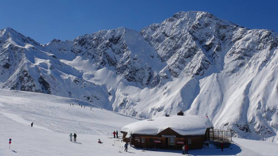 Istočni Tirol za skijanje i planinski odmor po mjeri