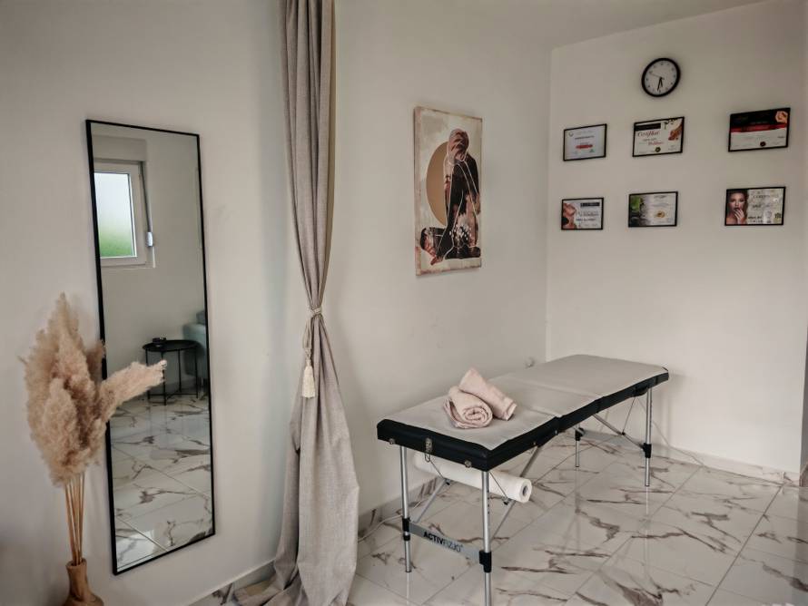 Od medicinske škole do vlastitog salona: Kako Ivana balansira život i posao?