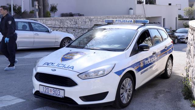 Muškarac u Splitu pao s prvog kata, teško je ozlijeđen