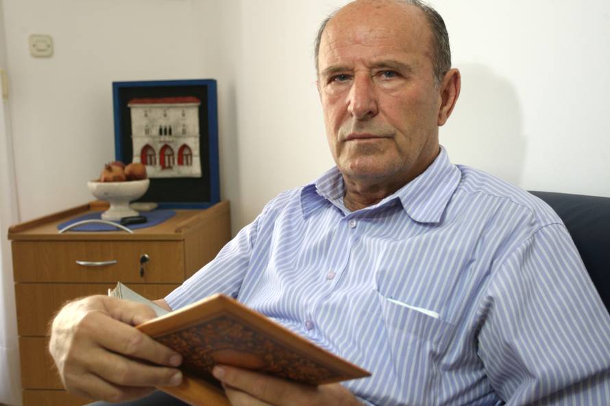 Nasilni suprug u zoru smaknuo svoju suprugu jer ga je ostavila