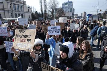 Novi prosvjed na ulicama Sarajeva nakon te&scaron;ke tramvajske nesre&cacute;e