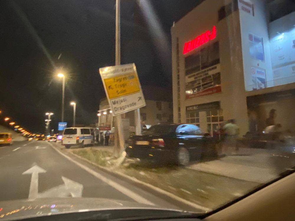 Split: Vozač BMW-a zabio se u zid zgrade pa završio u bolnici