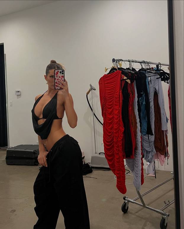 FOTO Zategnuta do savršenstva: Njena izdanja u bikiniju uvijek ostavljaju bez daha