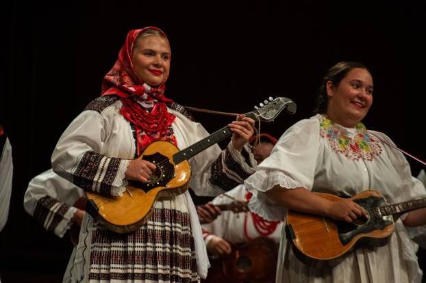 Zagreb: 41 tamburaški orkestar iz cijelog svijeta nastupili su u KD Lisinski