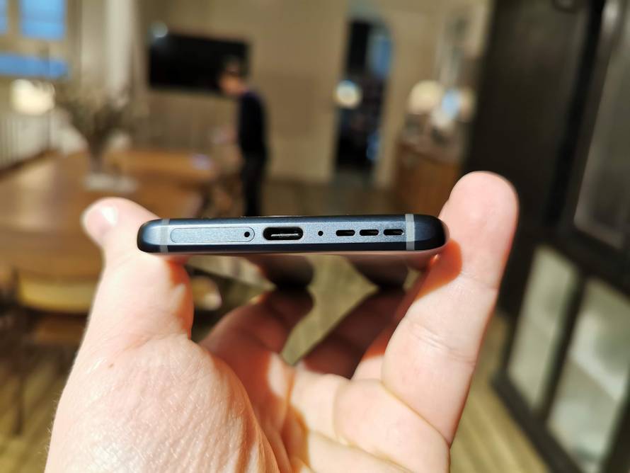 TCL odlučio pokazati da brzi 5G telefon ne mora biti  skup