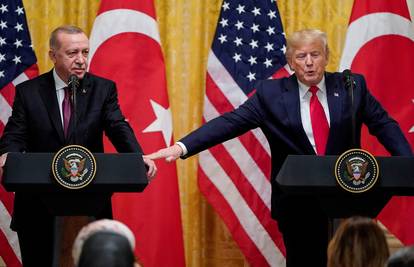 Erdogan: Trump mi je rekao da će doći na mirovne pregovore oko Ukrajine ako dođe i Putin!