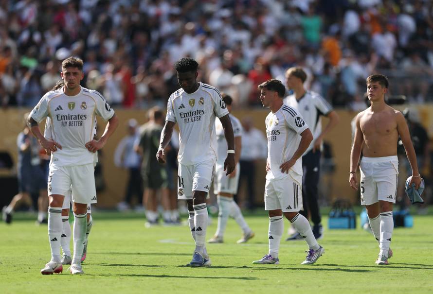 FIFA Club World Cup - Semi Final - Paris St Germain v Real Madrid