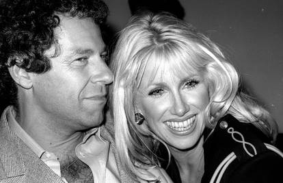 Stvorio je AI verziju pokojne supruge: 'Kad je gledam, ne znam koja je prava Suzanne'