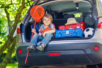 Osam stvari koje svaka mama mora imati u svom automobilu