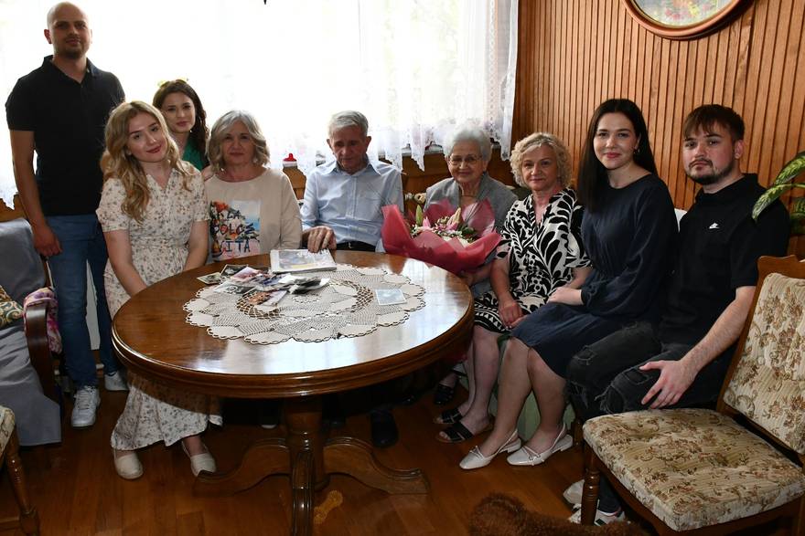 Kata i Stanko Kolarić iz Županje proslavili 60 godina braka