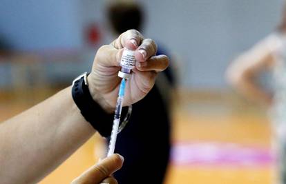 Treća doza cjepiva ima slične nuspojave kao druga doza