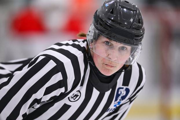 Zagreb:  Susret Hrvatske i Srbije na Svjetskom prvenstvu u hokeju za žene divizije III