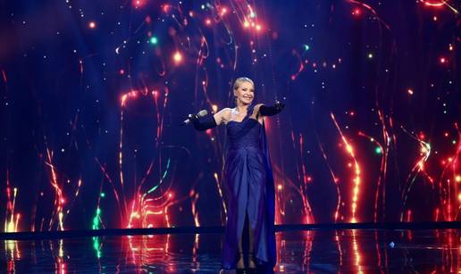 Danijela Martinovi&cacute; odu&scaron;evila je haljinom iz 1998.: Otkrila za&scaron;to ju je izabrala za nastup na Dori