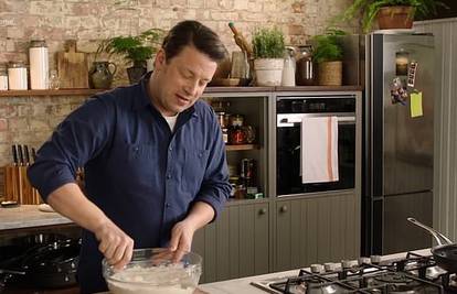 Jamie Oliver pokazao je kako napraviti kruh s tri sastojka