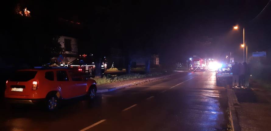 Buknuo požar u napuštenom komunalnom poduzeću u Gorici