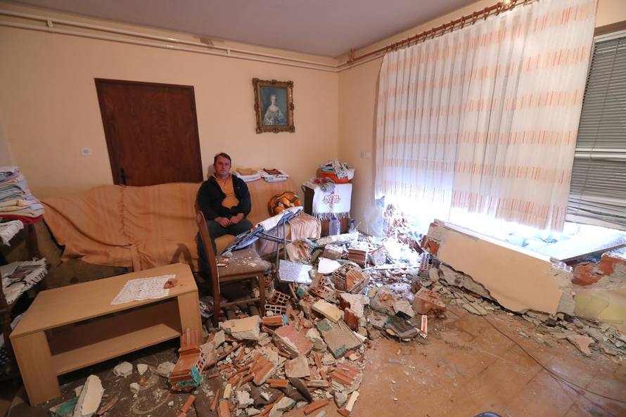 Upao im autom u kuću pa su mu skuhali kavu da se otrijezni