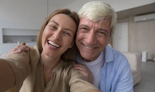 Evo zašto žene vole biti sa starijim muškarcima i zašto to tako dobro funkcionira