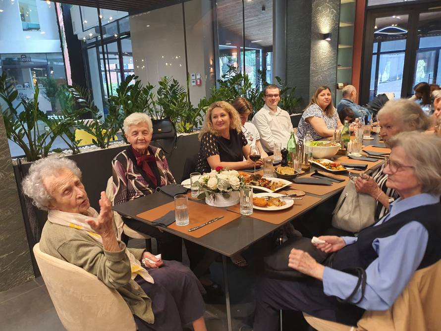 Ana je u zagrebačkom potresu ostala bez stana: 'Dočekala sam 100. rođendan, ali ne i obnovu'